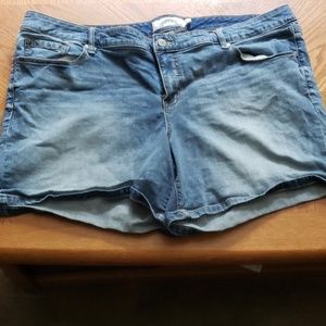 Jean shorts, plus size